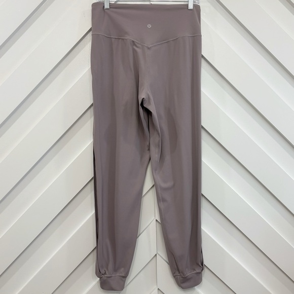 Lululemon Align Joggers 28” *Vent In Violet Verbena Size 10 - Picture 1 of 10